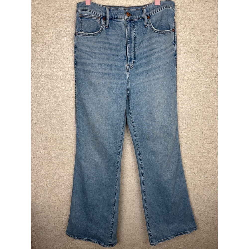 Madewell Light Wash 11 Inch High Rise Flare Jeans Recycled Cotton Size 30